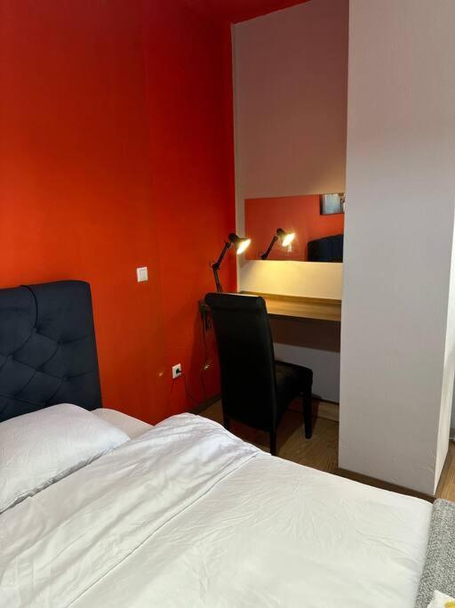 Ora-Prn,Peaceful Central Apartment Pristina Esterno foto